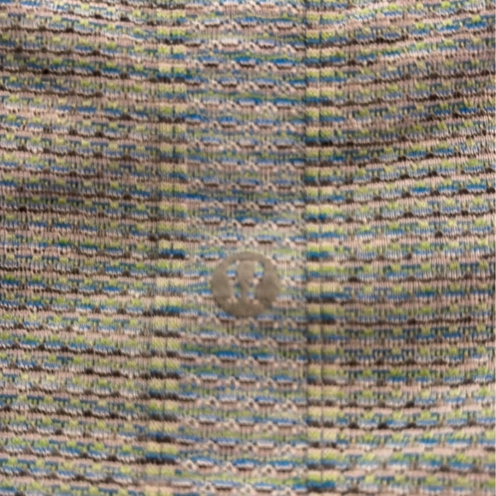 Lululemon Swiftly Tech Crew In Size 4 - image 6